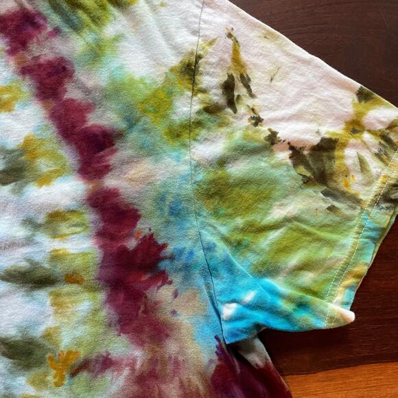 Ice Dyed Unisex T-shirt - Tie Dye Spiral Hand-dyed Men's Women's (Size 4XLarge) - Picture 8 of 10